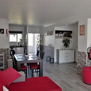 Albufeirasun, Arrive As A Guest Leave As A Friend. , Albufeira Portugal