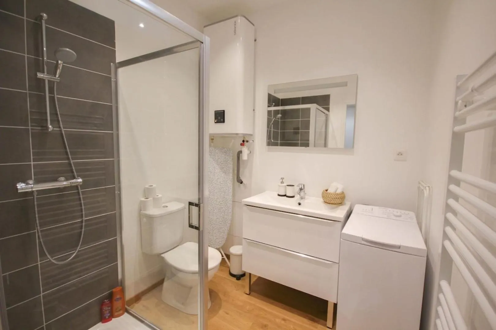 Lille Centre - Superb Equipped Studio!